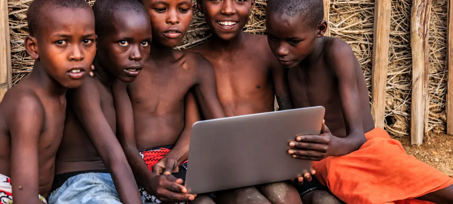 Internet - Ontwikkelingslanden - Ontwikkelingswerk - Computers ontwikkelingswerk