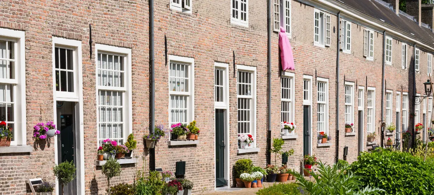 Monumenten - Monument - Monumentaal woonhuis - Monumentaal hofje - Begijnhof Breda - Monumenten
