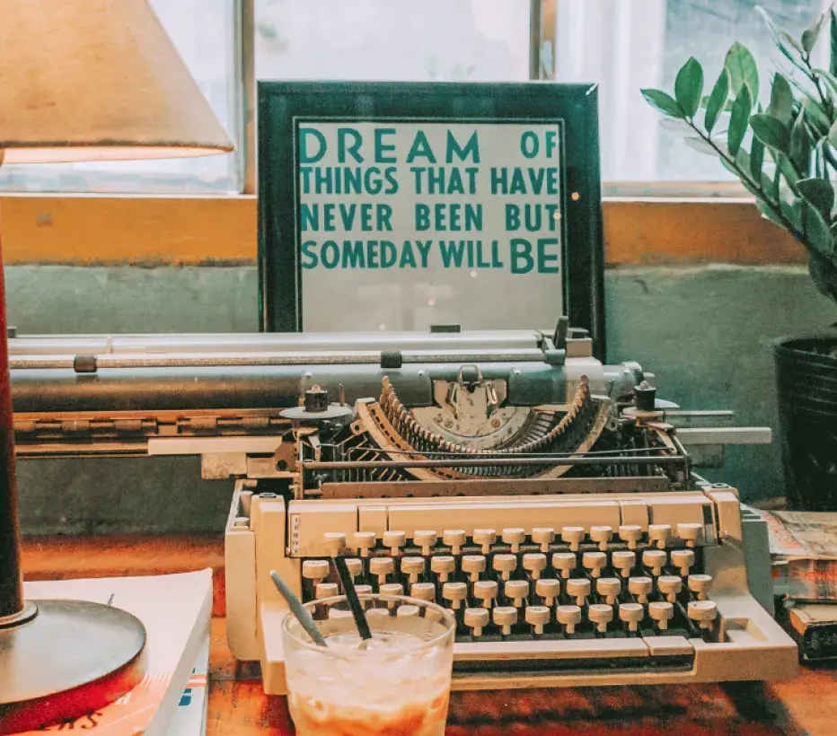 Typemachine - Onafhankelijkheid - Retro - Nieuw s- Journalistiek