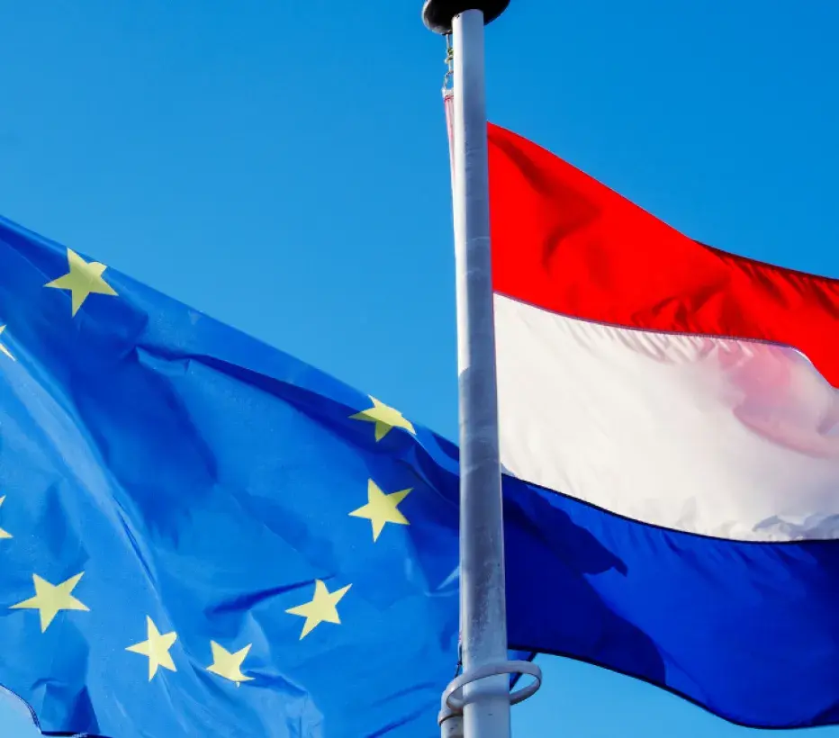 Vlaggen - Nederlandse vlag - Euopese vlag - Europa - Diplomatie